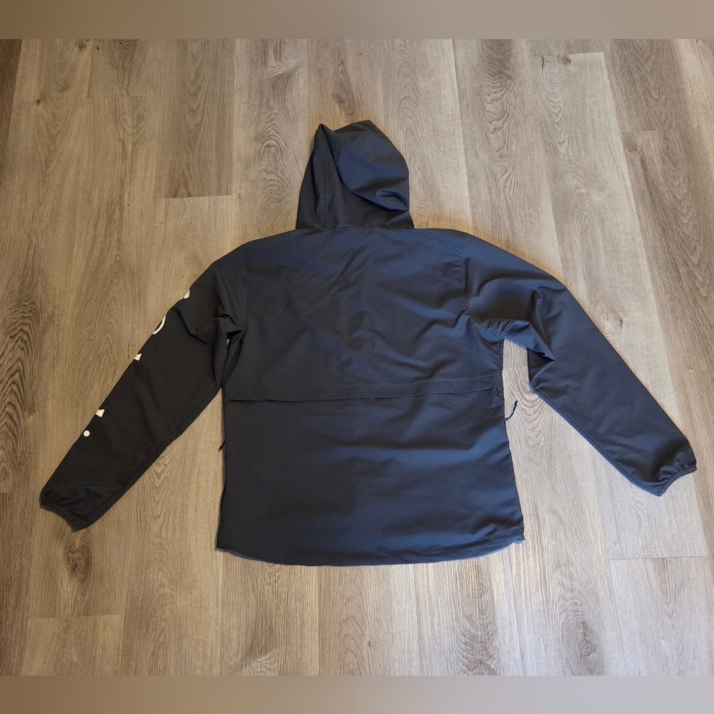 Columbia Men's Panther Creek hooded jacket in a grey/charcoal color. - Picture 2 of 6